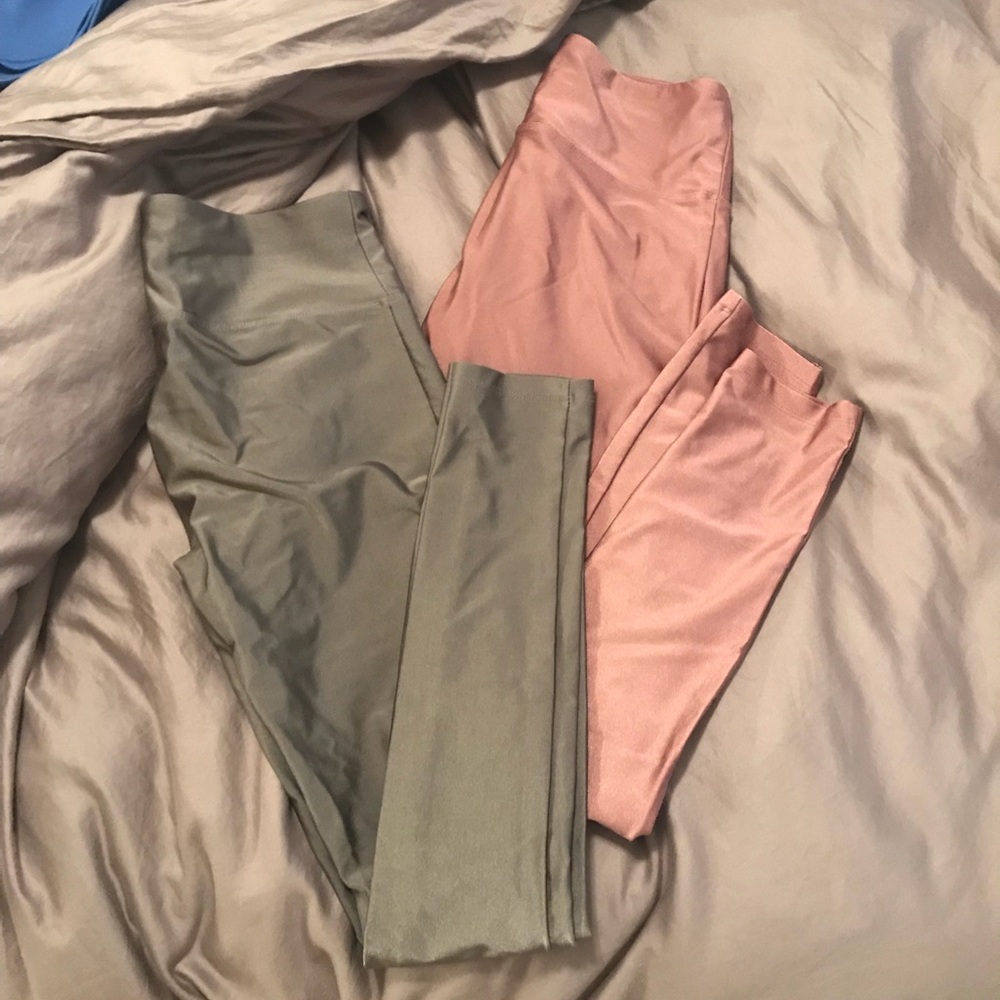 Bundle of 2, rose gold and silver leggings